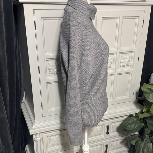 Cyrus Gray Turtleneck Sweater - Picture 5 of 8